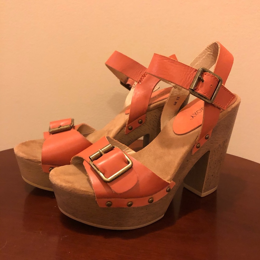 Mojo Moxy Leather Platform Heel Sandals